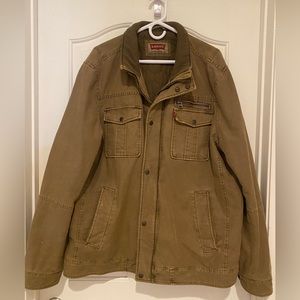 Levi’s Men’s Coat. XXL. Khaki
